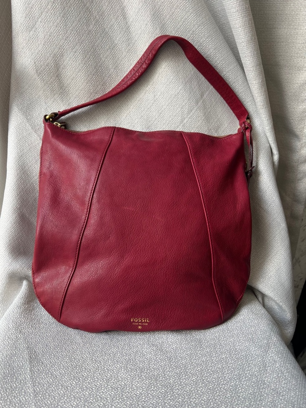 Fossil Wine-Red Leather Shoulder Hobo